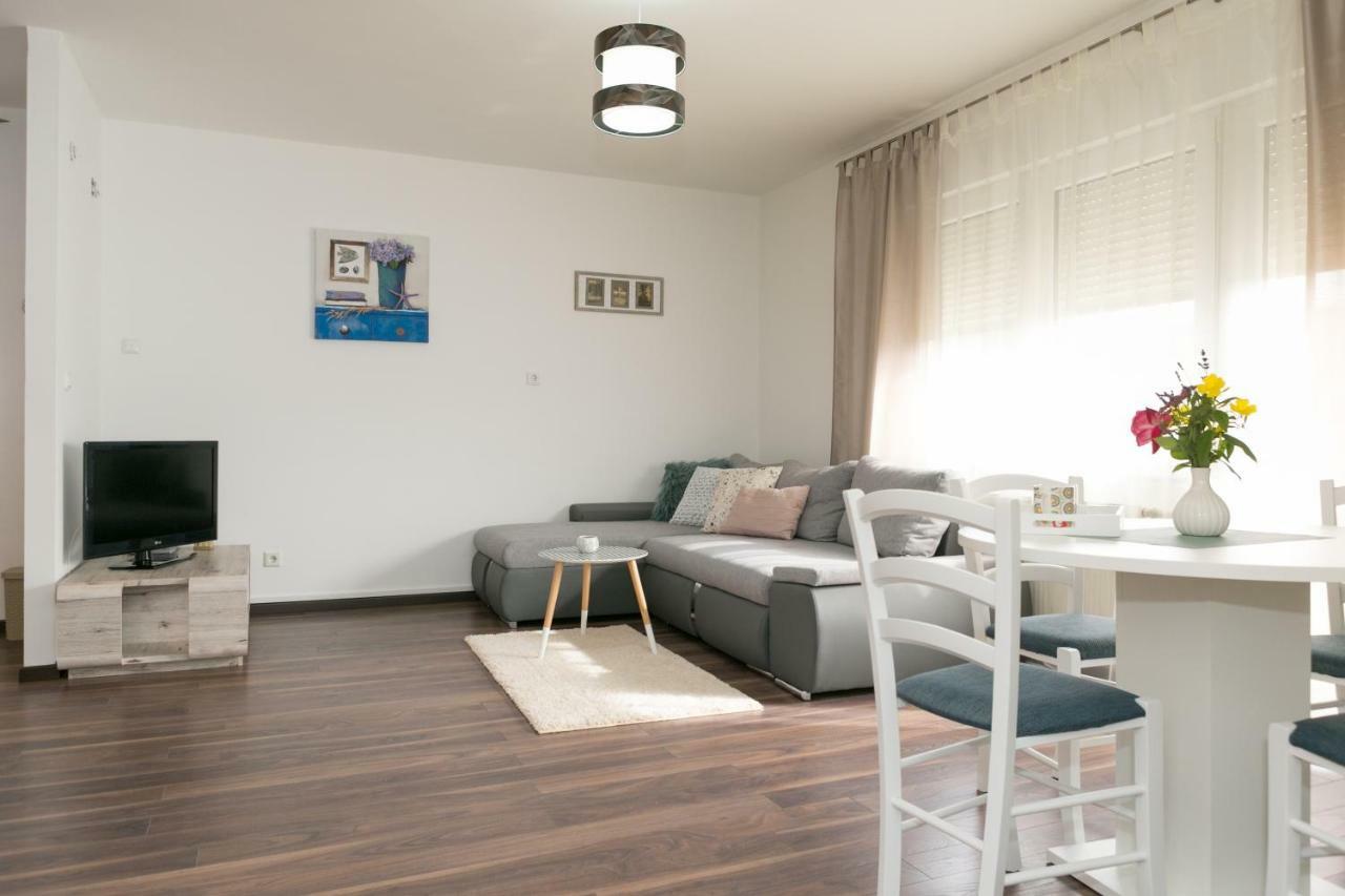 Apartman Maja Lejlighed Otočac Eksteriør billede