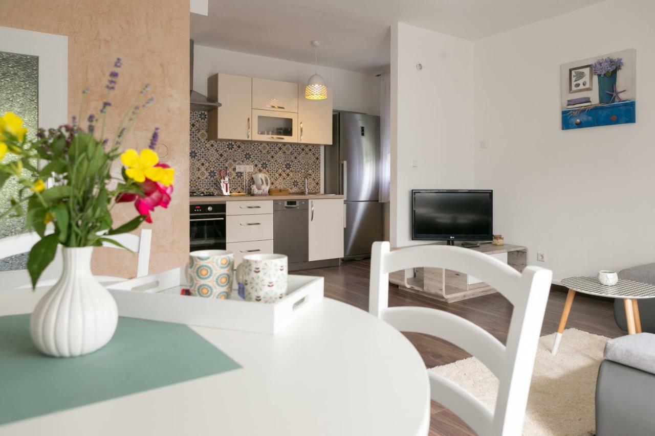 Apartman Maja Lejlighed Otočac Eksteriør billede