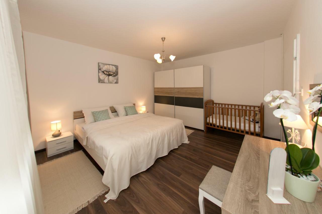 Apartman Maja Lejlighed Otočac Eksteriør billede